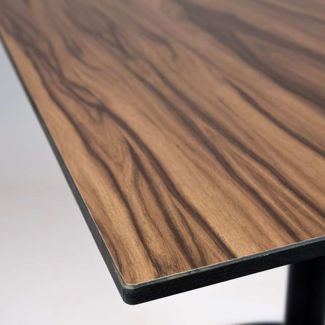 96914150 Tafelblad Enfiber Walnut 4hr