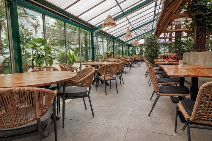Pantropica (Luttelgeest)