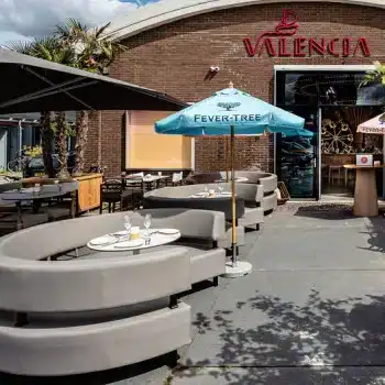 Nieuwe collectie indoor en outdoor horeca stoelen