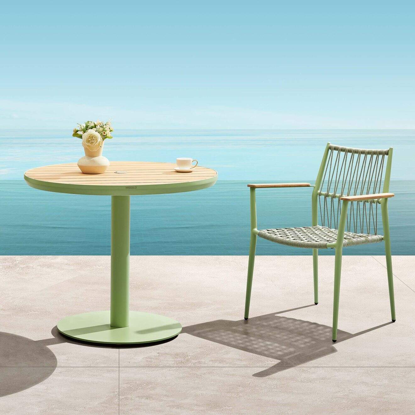 95417300 Bali Terrastafel Groen Sfeer