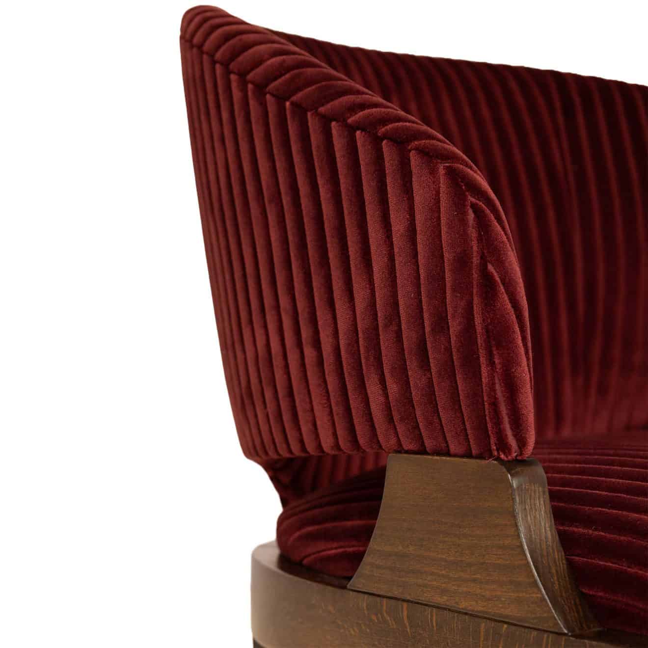 96127590 Armstoel Oliver Rood 5hr