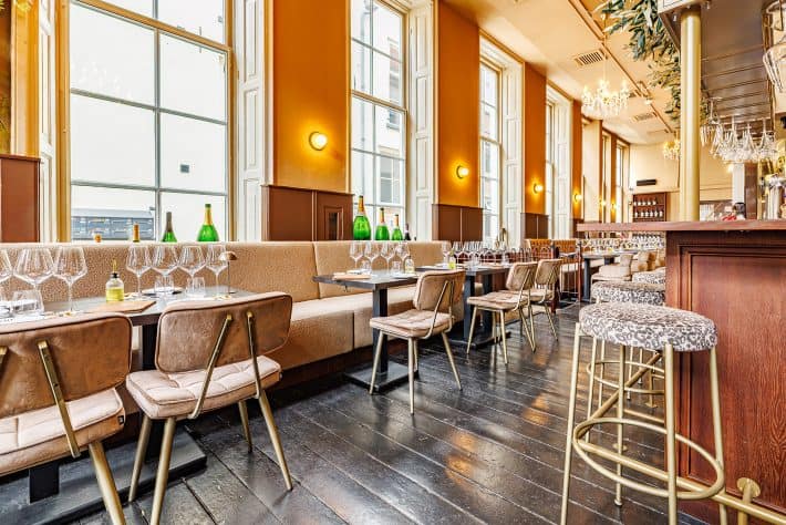 (c)fotografie Mike Rikken Bedrijfsfotograaf Kaja Rijssen Xalu Deventer Wine & Food Bar Hr 7 Kopie